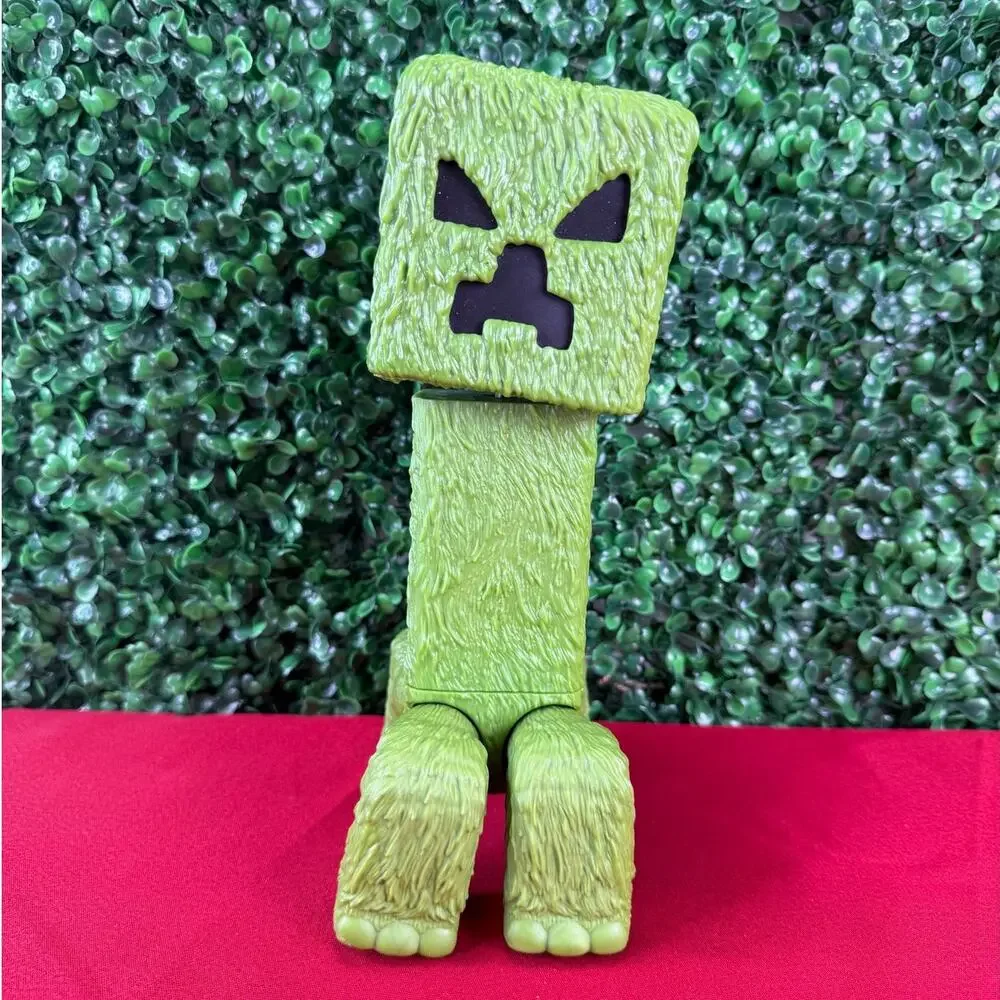 Mattel A Minecraft Movie Creeper 9.5